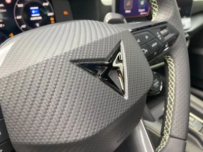 Cupra Formentor 2.0 TSI 4Drive Tribe Edition VZ DSG