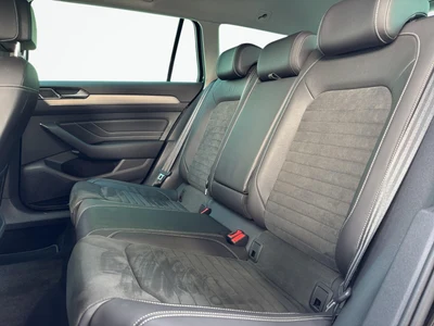 Volkswagen Passat Variant 2.0 TDI SCR Elegance DSG 150KM, salon Polska, serwisowany w ASO