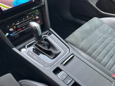 Volkswagen Passat Variant 2.0 TDI SCR Elegance DSG 150KM, salon Polska, serwisowany w ASO