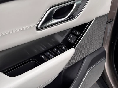 Land Rover Range Rover Velar 3.0 SD6 HSE 275KM, kamera 360, el. fotele, tapicerka skórzana, sys. nagłośnienia
