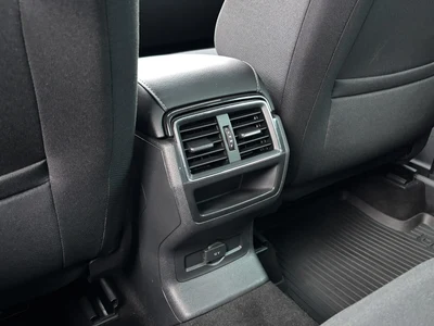 Škoda Karoq 1.5 TSI ACT GPF 4x2 Ambition DSG 150KM, salon Polska, serwis ASO