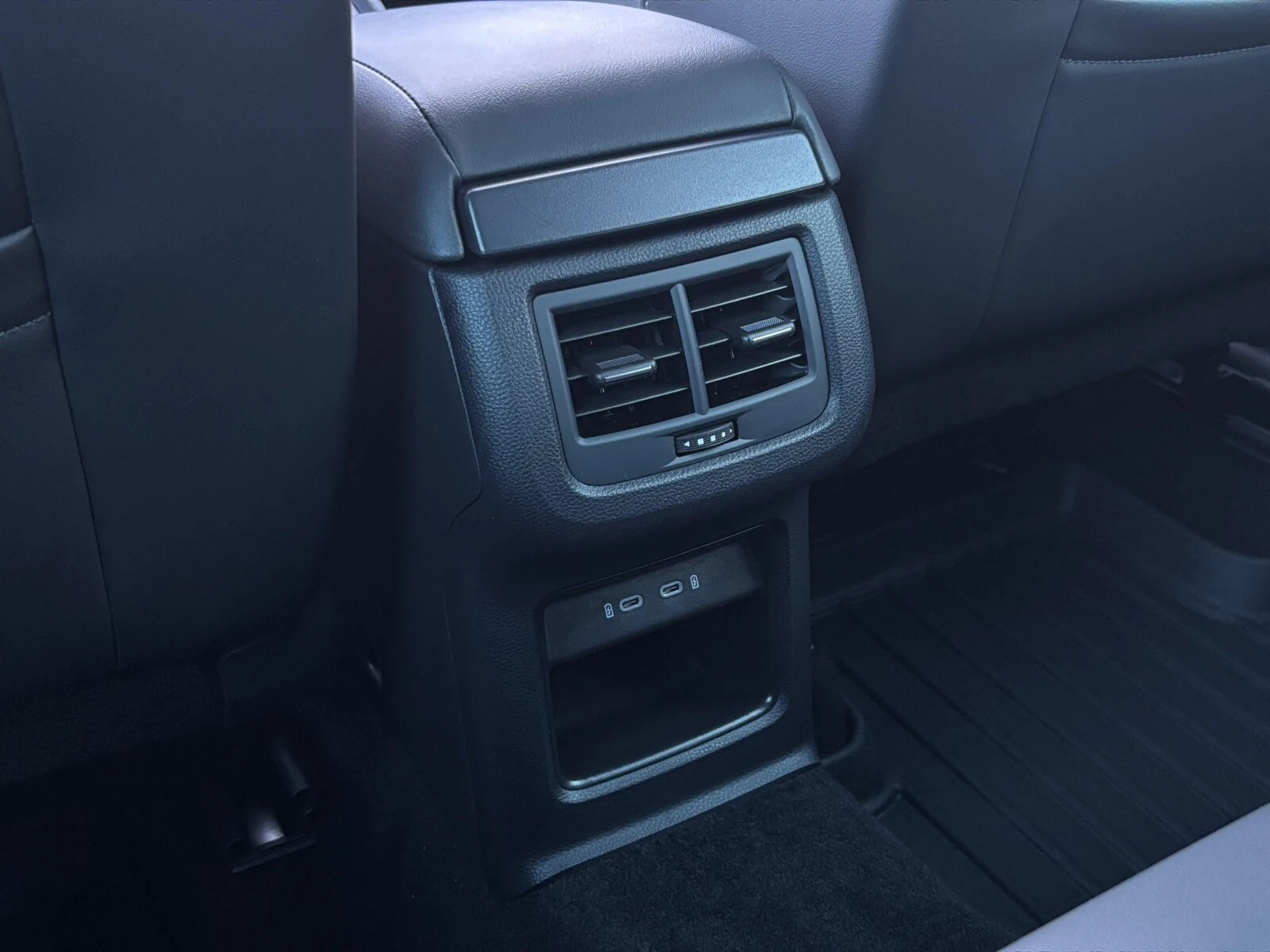 Seat Ateca — zdjęcie 15