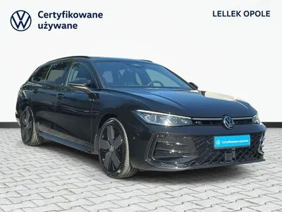 Volkswagen Passat Variant 2.0 TDI SCR 4Motion R-Line DSG 193KM, kamera 360, szyberdach, salon PL, ASO