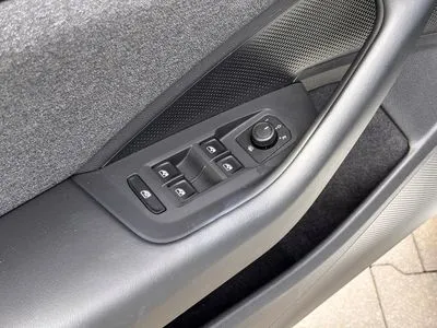 Volkswagen Passat Variant 2.0 TDI SCR 7G-DSG 122KM, hak, kamera cofania, salon Pl, serwis ASO