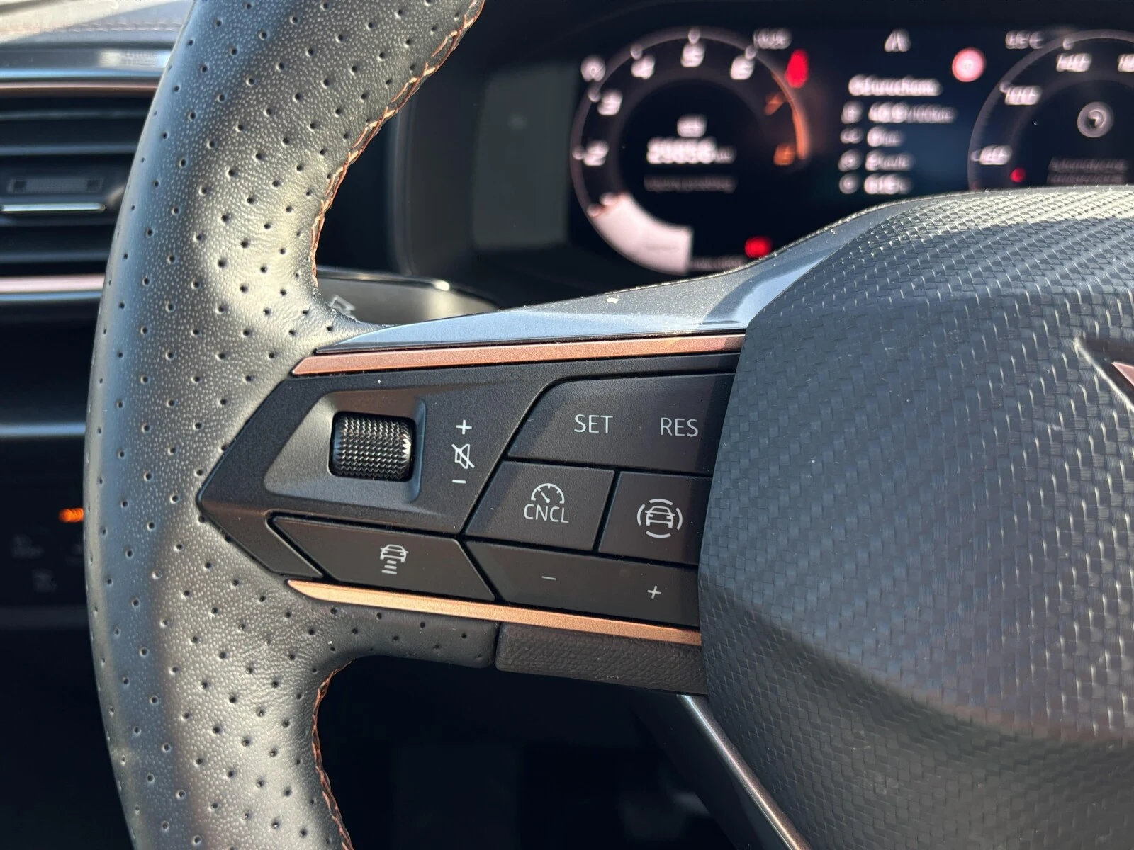 Cupra Formentor — zdjęcie 14