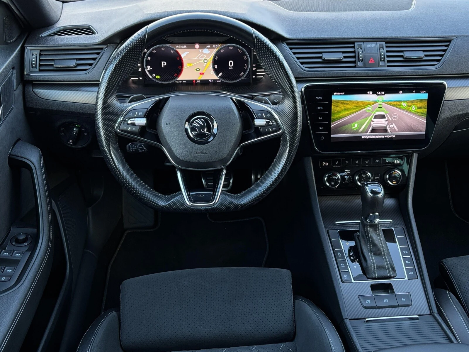 Škoda Superb Sportline IV (2023-) — zdjęcie 16