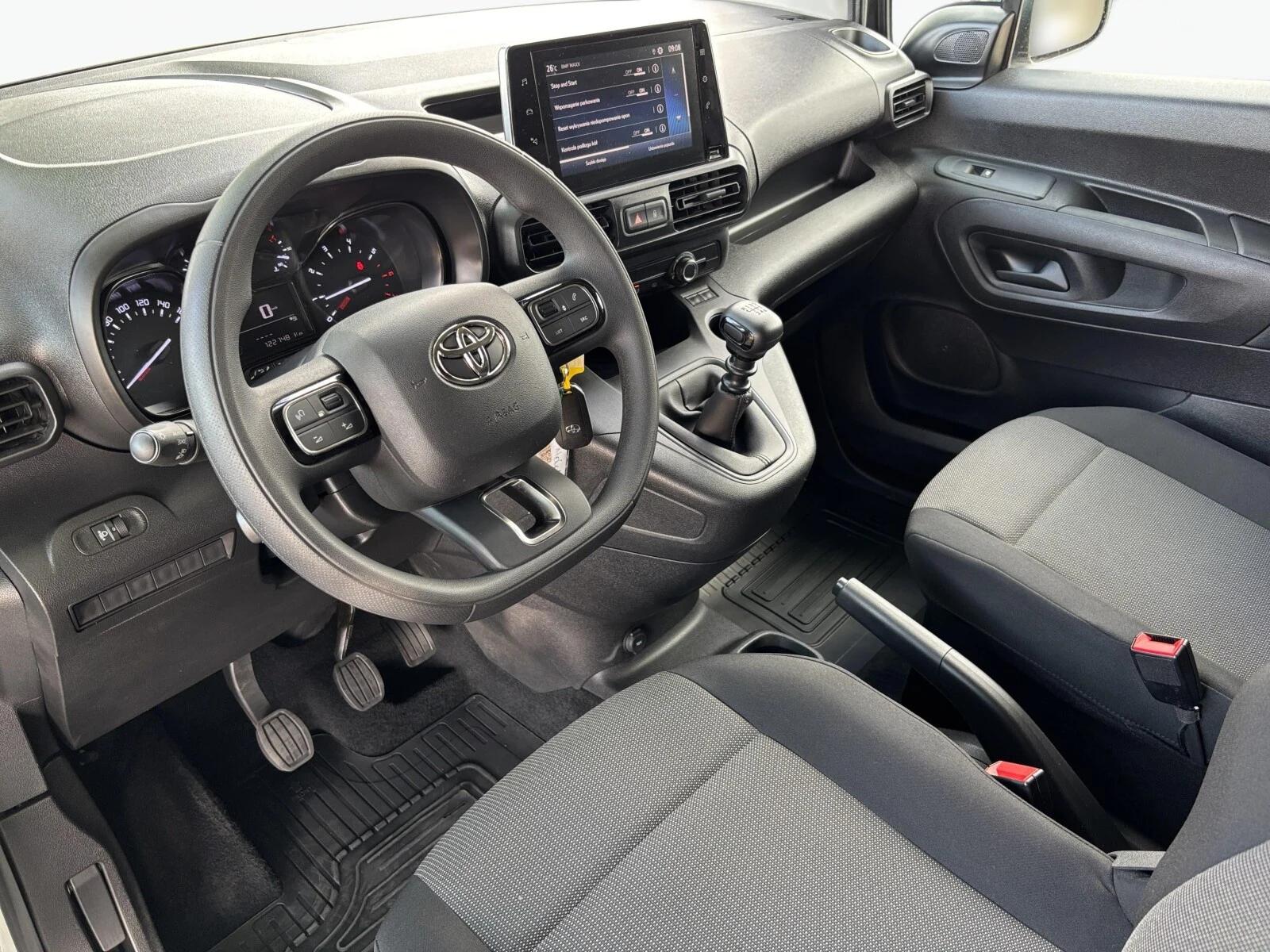 Toyota ProAce — zdjęcie 11