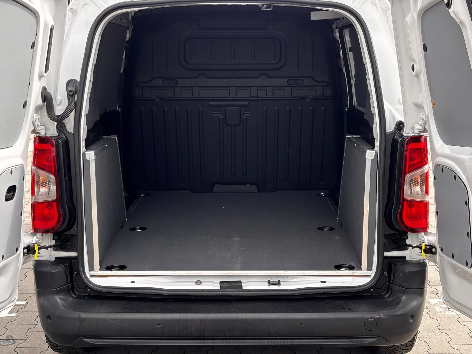 Toyota ProAce — zdjęcie 19