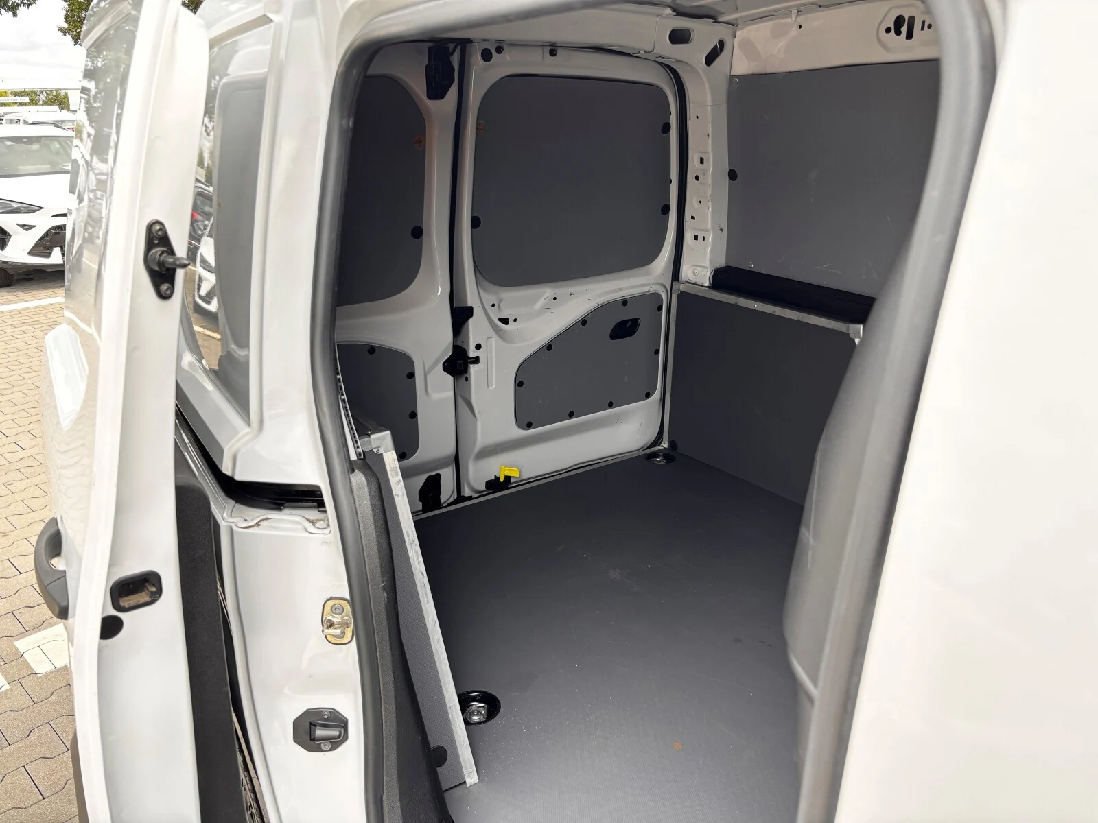 Toyota ProAce — zdjęcie 20