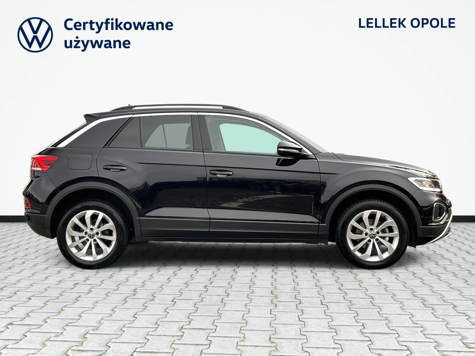 Volkswagen T-Roc czarny I (2017-2025) — zdjęcie 4