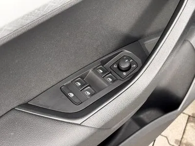 Škoda Karoq 2.0 TDI SCR 4x2 Ambition DSG 115KM, salon Polska, serwisowany w ASO