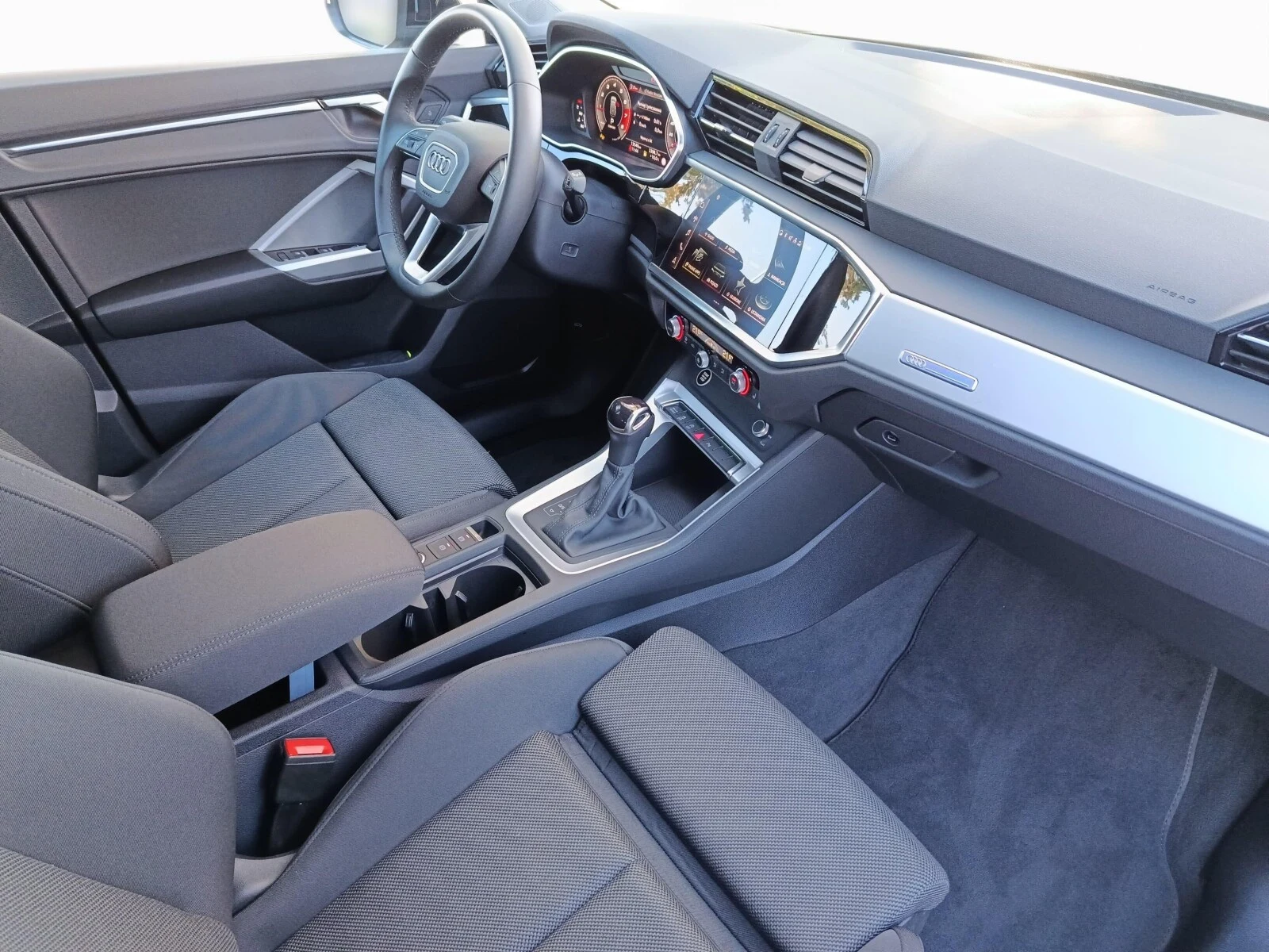 Audi Q3 Sportback Q3 Sportback 35 TFSI 150 KM S tronic II (2025-) — zdjęcie 18