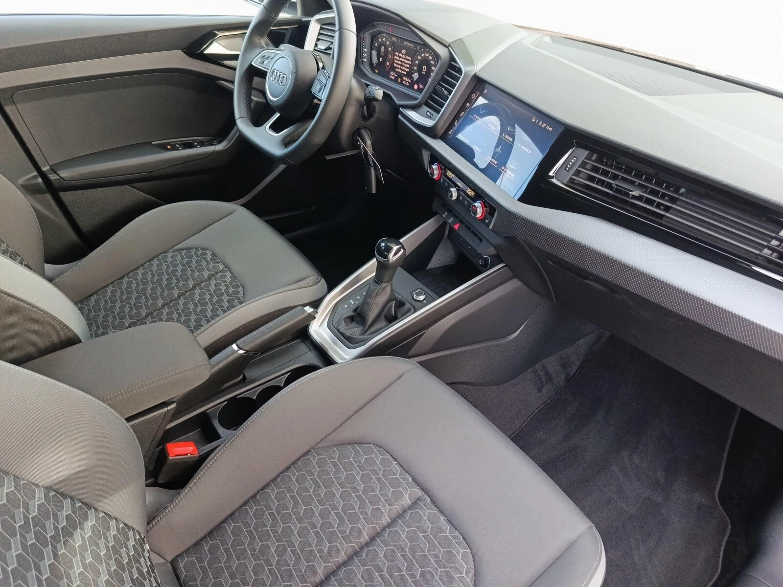 Audi A1 Sportback A1 Sportback advanced 35 TFSI S tronic 150 KM GB (2019-) — zdjęcie 12