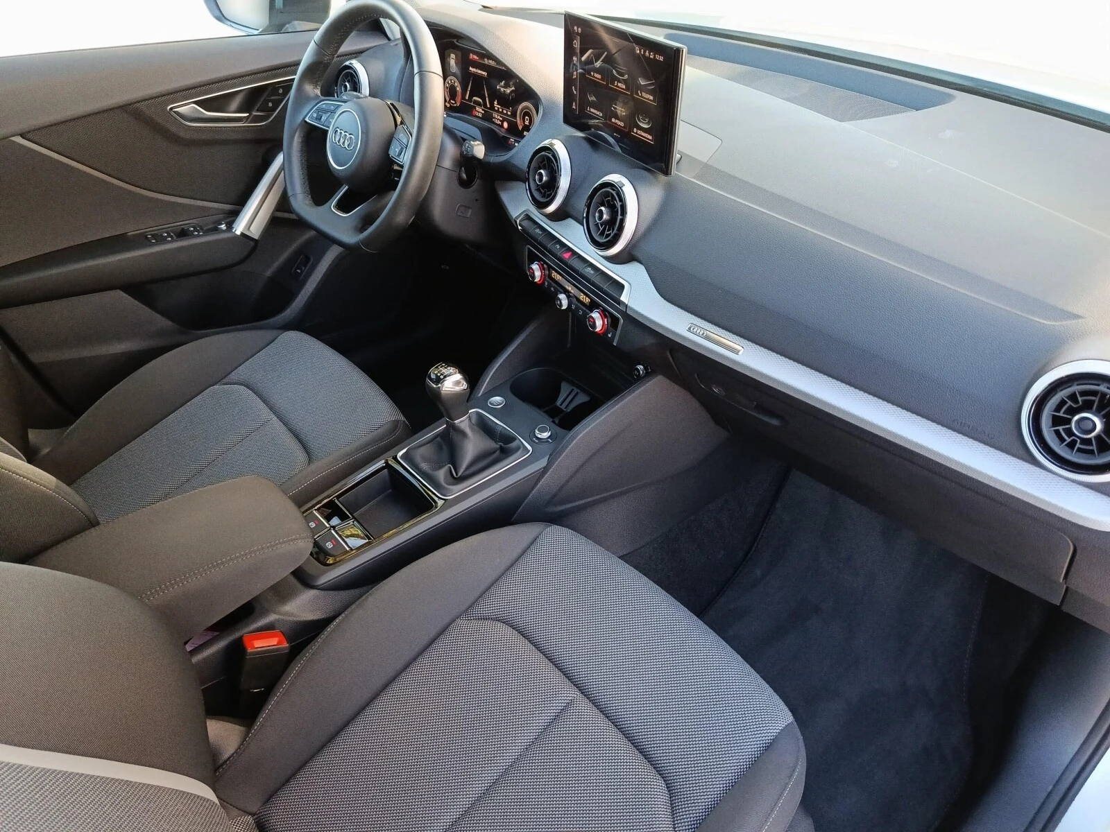 Audi Q2 advanced 30 TFSI 85(116) kW(KM) 6-G — zdjęcie 13
