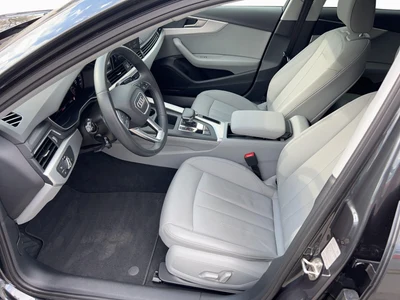 Audi A4 Limousine