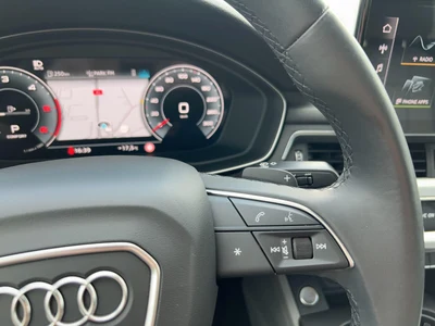 Audi A4 Limousine