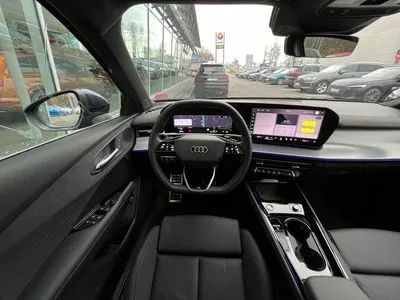 Audi Q3 35 TFSI mHEV S-Line S tronic