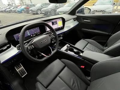Audi Q3 35 TFSI mHEV S-Line S tronic