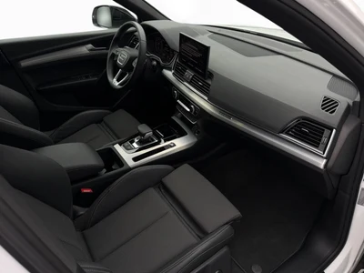 Audi Q5 2.0 TDI, 204km, ambiente, Matrix hd, alcantara, FV23%