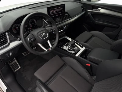 Audi Q5 2.0 TDI, 204km, ambiente, Matrix hd, alcantara, FV23%