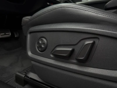 Audi Q5 2.0 TDI, 204km, ambiente, Matrix hd, alcantara, FV23%