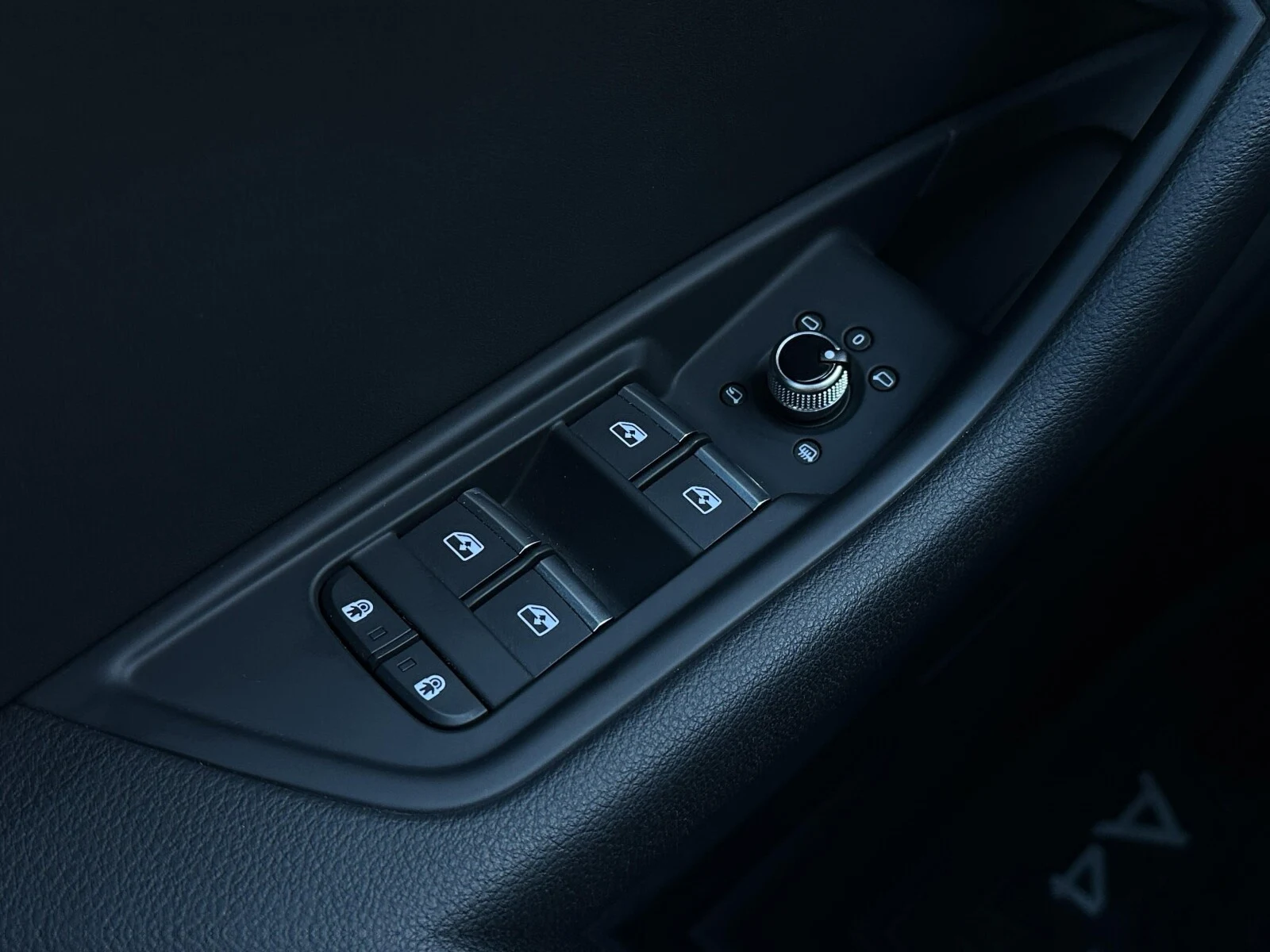 Audi A4 Avant A4 Avant S line 40 TDI quattro 150 kW S tronic B9 (2015-) — zdjęcie 16