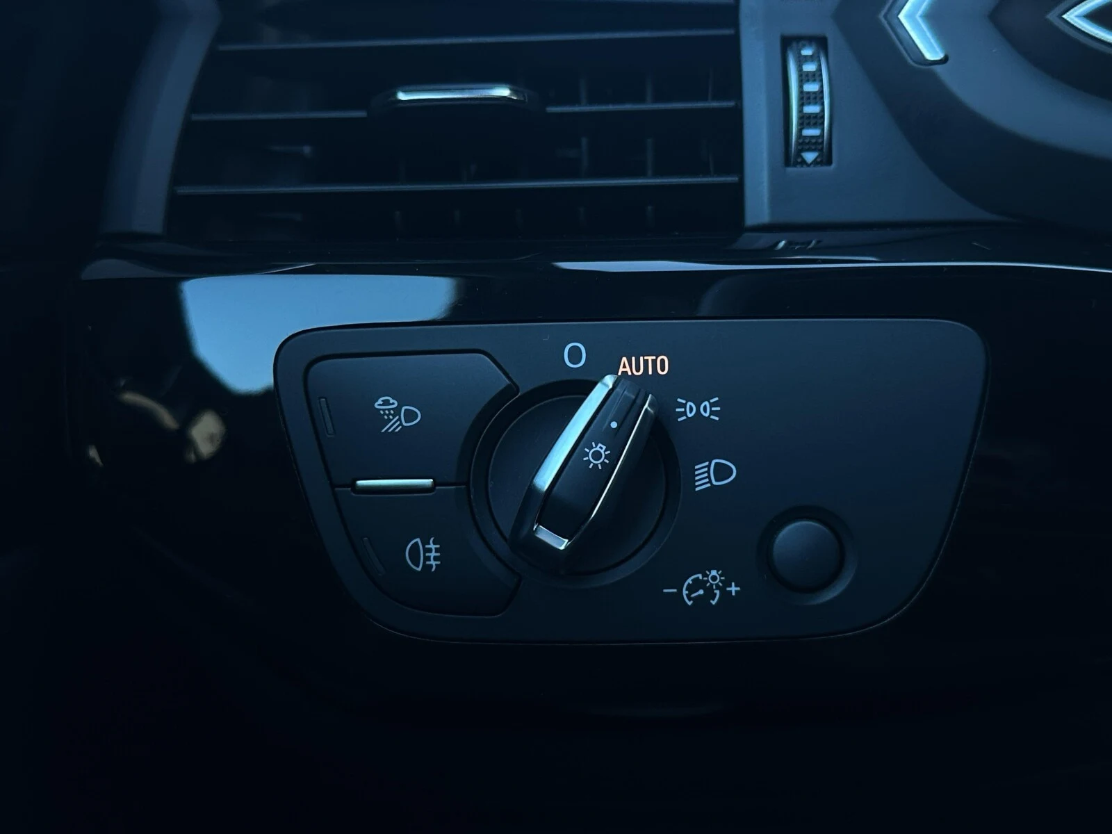 Audi A4 Avant A4 Avant S line 40 TDI quattro 150 kW S tronic B9 (2015-) — zdjęcie 13