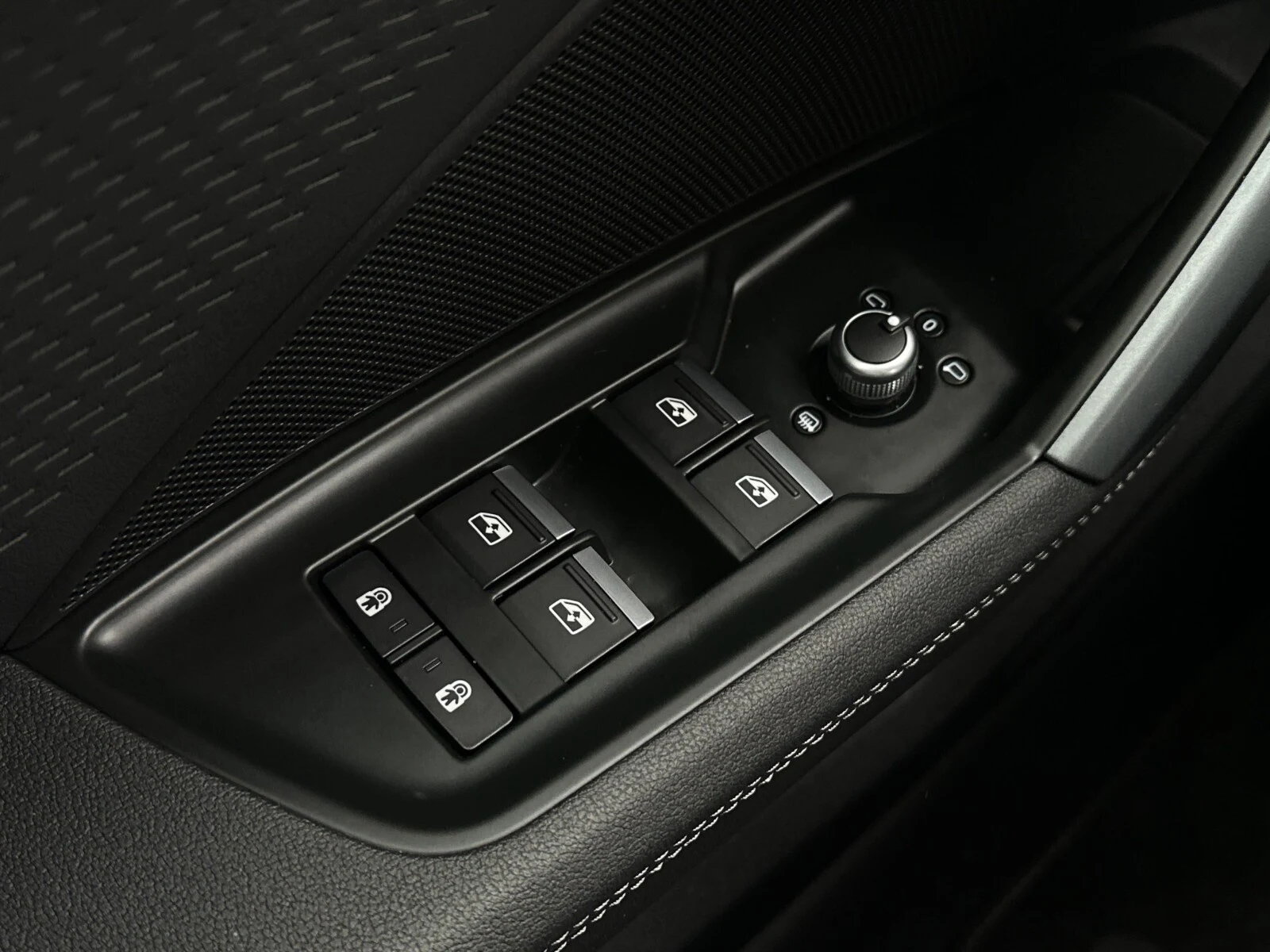 Audi A3 Limousine A3 Saloon S line 35 TFSI 110(150) kW(KM) S tronic 8V (2012-) — zdjęcie 15