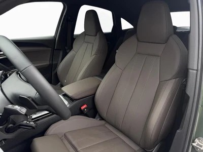 Audi Q5 Sportback TDI quattro 204 KM Sline Stronic HAK Gwarancja FV23% Gwarancja