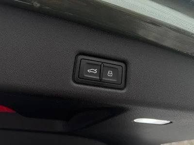 Audi Q5 Sportback TDI quattro 204 KM Sline Stronic HAK Gwarancja FV23% Gwarancja