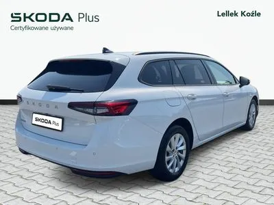 Skoda Superb 2.0 TDI SCR Essence DSG