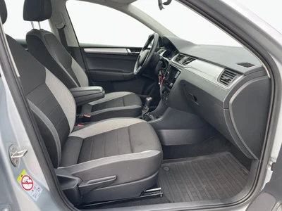 Škoda Rapid 110KM Ambition kamera cofania FV23%
