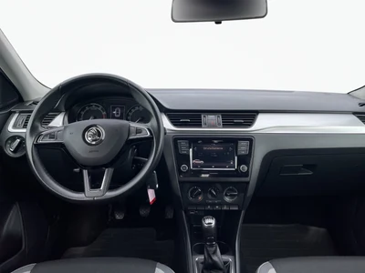 Škoda Rapid 110KM Ambition kamera cofania FV23%