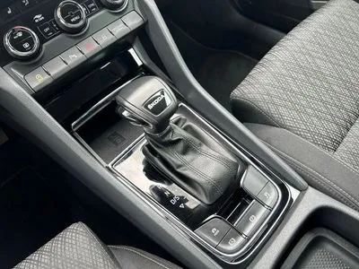 Škoda Karoq 1.5 TSI ACT 4x2 Style DSG 150 KM Full Led FV 23% kamera