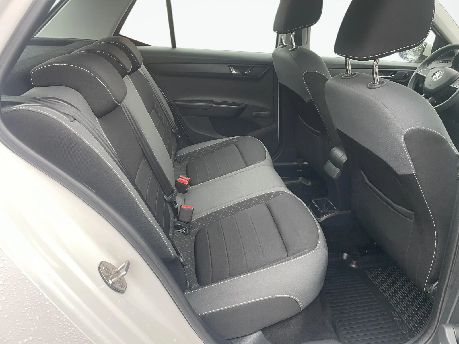 Škoda Fabia Ambition III (2014-2021) — zdjęcie 13