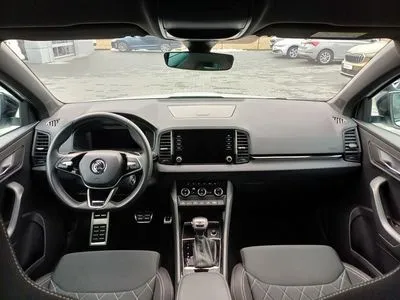 Škoda Karoq 1.5 TSI ACT Sportline DSG 150 KM jak nowy gwarancja FV23% Demo