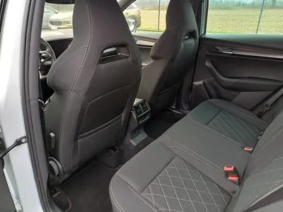 Škoda Karoq 1.5 TSI ACT Sportline DSG 150 KM jak nowy gwarancja FV23% Demo