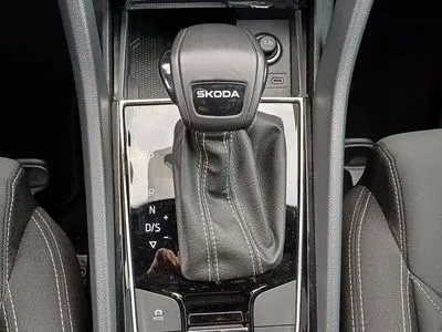 Škoda Karoq 1.5 TSI ACT Sportline DSG 150 KM jak nowy gwarancja FV23% Demo