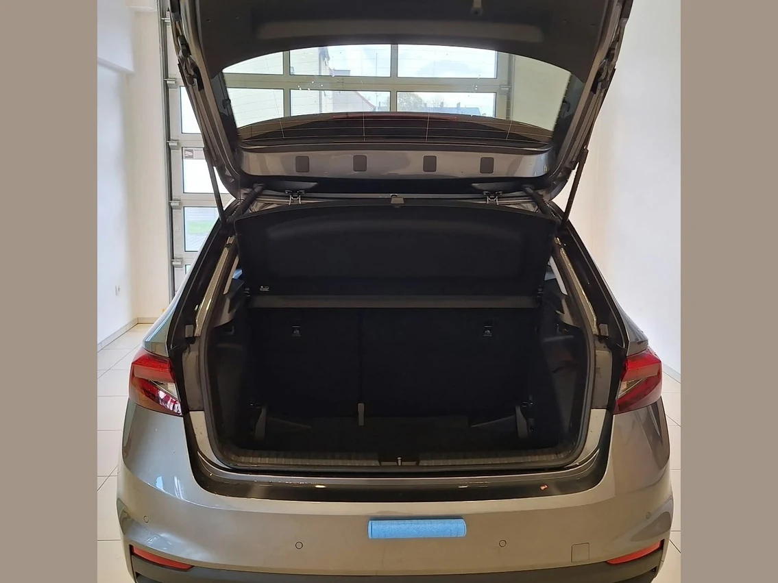 Škoda Fabia 1.0 TSI Drive IV (2021-) — zdjęcie 15