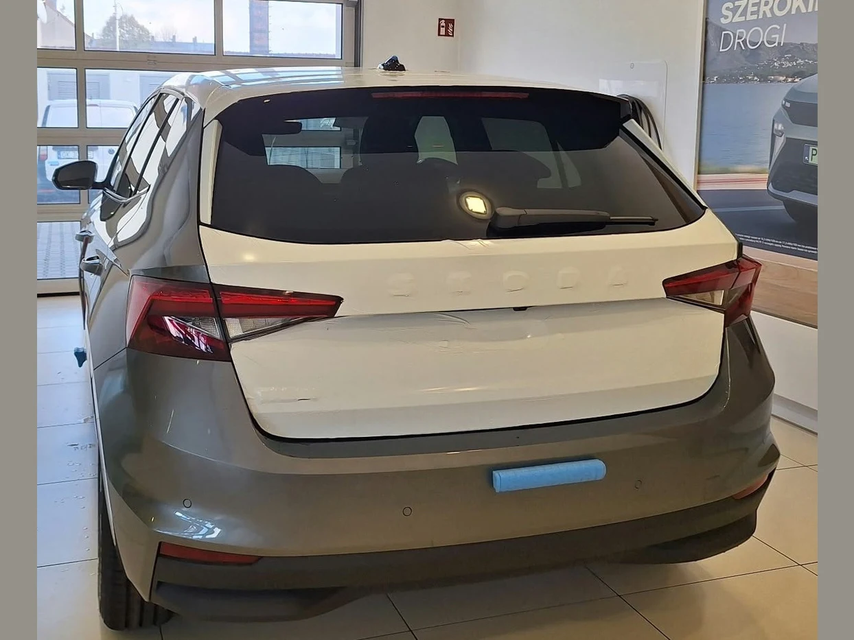Škoda Fabia 1.0 TSI Drive IV (2021-) — zdjęcie 13