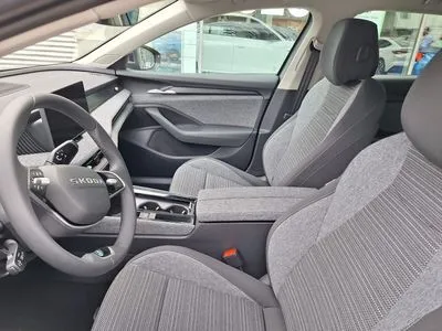 Skoda Superb 2.0 TDI SCR Edition 130 DSG