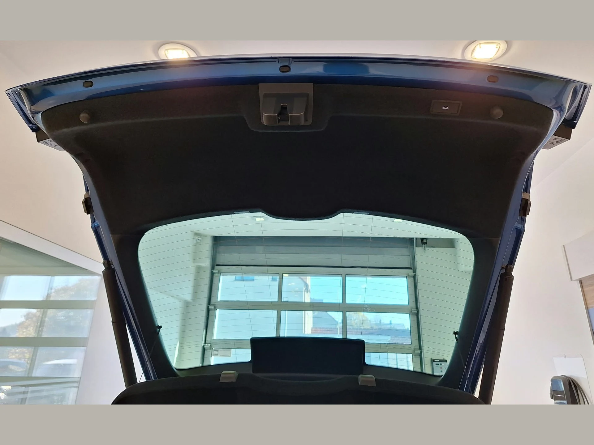 Škoda Octavia 1.5 TSI mHEV Sportline DSG IV (2020-) — zdjęcie 18