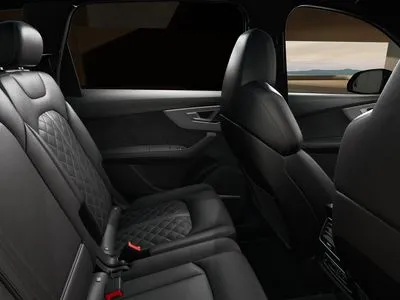 Audi Q7 TFSI e PHEV 360 kW Quattro S Line Tiptr