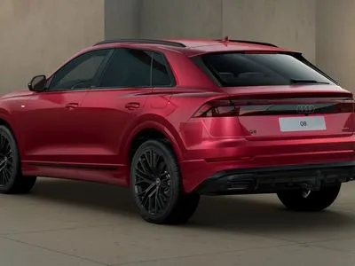 Audi Q8 TFSI e PHEV 360 kW Quattro Tiptronic