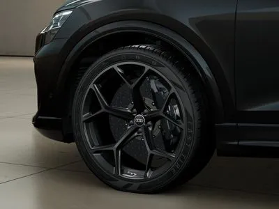 Audi RS Q8 TFSI Quattro Tiptronic Performance