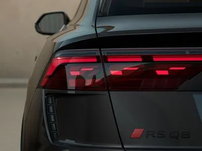 Audi RS Q8 TFSI Quattro Tiptronic Performance