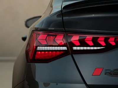 Audi RS3 Limousine TFSI Quattro S tronic