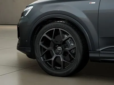 Audi Q7 TFSI mHEV 250 kW Quattro S Line Tiptr