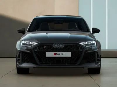 Audi RS3 Limousine TFSI Quattro S tronic