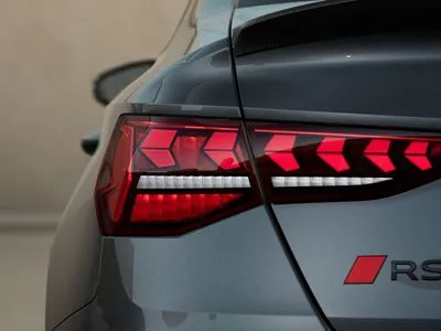 Audi RS3 Limousine TFSI Quattro S tronic
